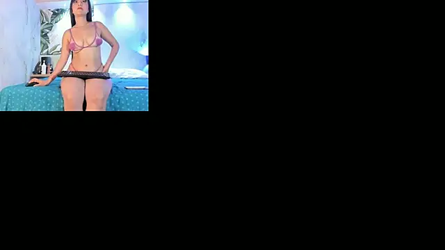 Snapshot of ZoeBlanc chatting on May 11, 2026, 3:12 am ZoeBlanc online show from May 11, 2026, 3:12 am