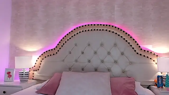 Adara Muller online show from June 19, 2026, 8:56 pm