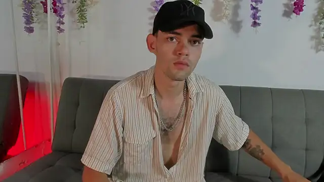 Snapshot of Dope_BoyGGs chatting on March 31, 2026, 8:53 pm Dope BoyGGs online show from March 31, 2026, 8:53 pm