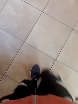 Skinnygirljulie online show from April 8, 2026, 4:07 pm