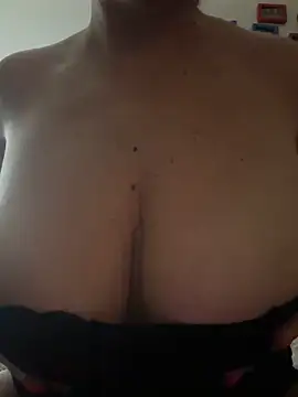 Snapshot of Ruby_secrets chatting on March 31, 2026, 10:21 pm Ruby secrets online show from March 31, 2026, 10:21 pm