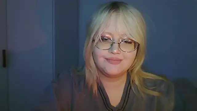 Snapshot of Elayne_Sweet chatting on May 29, 2026, 6:11 am Elayne Sweet online show from May 29, 2026, 6:11 am