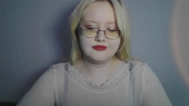 Elayne Sweet online show from July 6, 2026, 6:10 am