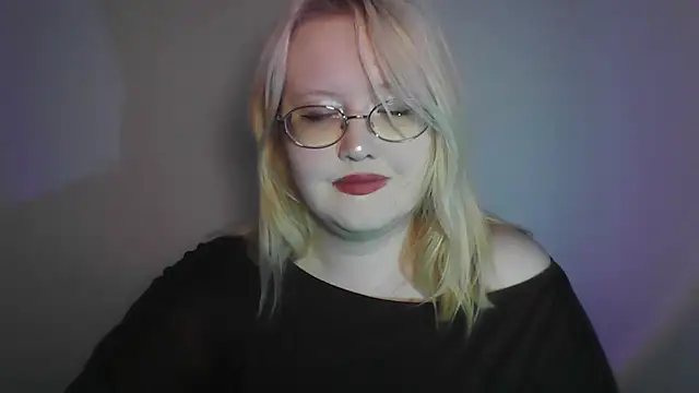 Elayne Sweet online show from July 14, 2026, 6:07 am