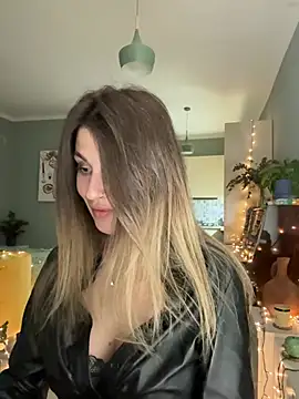 Rita Tease online show from April 20, 2026, 6:42 pm