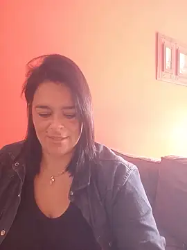 lucianamorocha online show from June 2, 2026, 4:09 pm