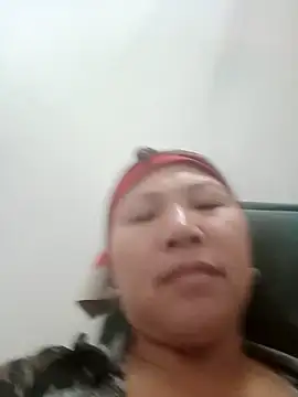 Snapshot of jikey-bibi chatting on April 17, 2026, 9:51 pm jikey-bibi online show from April 17, 2026, 9:51 pm
