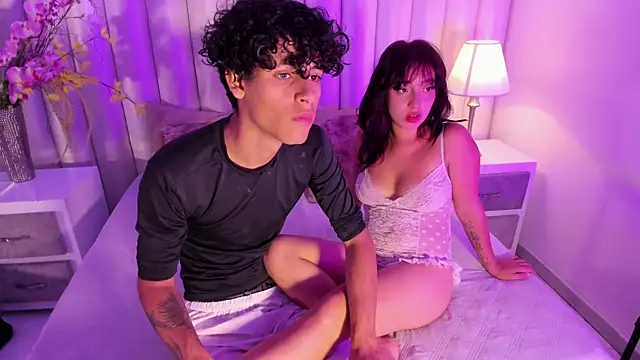 MiaAndFelim online show from April 7, 2026, 1:55 pm