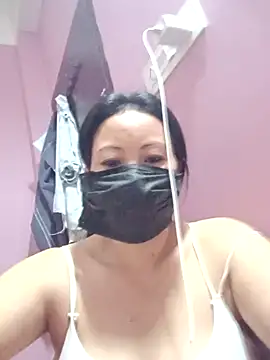 Bristy BigBoobs online show from July 3, 2026, 12:33 pm