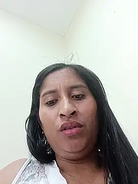 Snapshot of SofiaMendez1_ chatting on July 17, 2026, 2:56 pm SofiaMendez1 online show from July 17, 2026, 2:56 pm