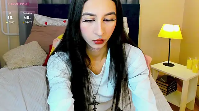 MelissaSparrow online show from May 27, 2026, 1:02 am
