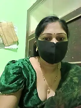 Snapshot of Pinki-girl chatting on June 8, 2026, 5:19 am Pinki-girl online show from June 8, 2026, 5:19 am