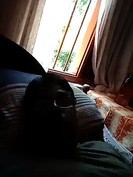 SLShan11 online show from April 21, 2026, 5:03 am