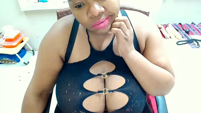 Voluptious1 online show from April 21, 2026, 1:07 am