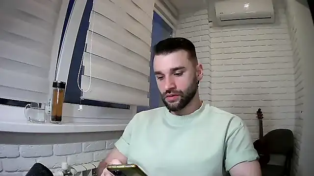 DaddySlava online show from April 4, 2026, 4:59 pm