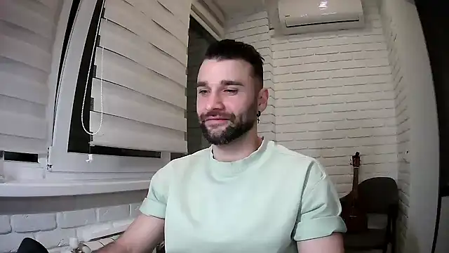 DaddySlava online show from April 5, 2026, 6:27 pm