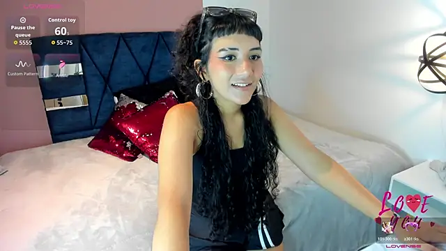 Hanna Clark   online show from July 8, 2026, 11:48 am