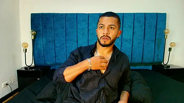 Enzo Vitale  online show from April 5, 2026, 11:29 am