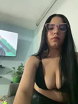 Snapshot of IsabelaRivers chatting on April 10, 2026, 3:01 am IsabelaRivers online show from April 10, 2026, 3:01 am