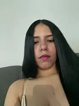 Snapshot of IsabelaRivers chatting on May 2, 2026, 3:22 am IsabelaRivers online show from May 2, 2026, 3:22 am