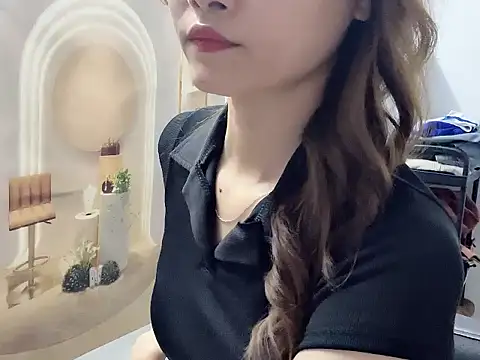 Snapshot of ___Nami___ chatting on April 14, 2026, 12:33 pm Nami online show from April 14, 2026, 12:33 pm