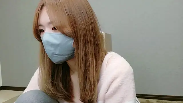 YUA 0425 online show from April 26, 2026, 6:33 am