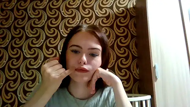 KikiAmino online show from May 26, 2026, 5:14 am