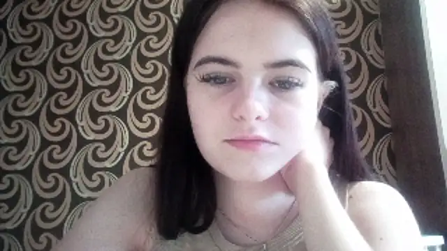 KikiAmino online show from June 19, 2026, 5:12 am