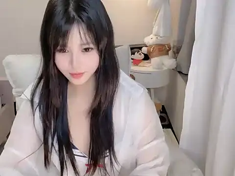 chenchen373 online show from April 4, 2026, 10:13 am