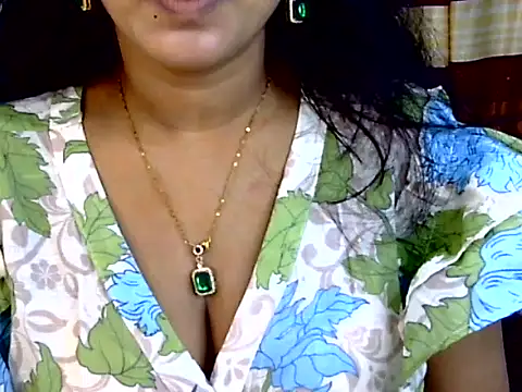 Noor Zarin online show from April 13, 2026, 5:18 pm