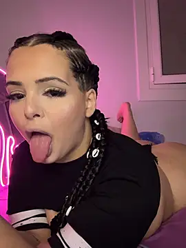 MiaKittyx0 online show from July 14, 2026, 7:30 pm