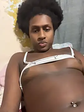 cremelyy online show from May 5, 2026, 1:13 am