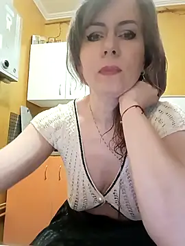 TaynaSecret online show from April 30, 2026, 8:37 pm