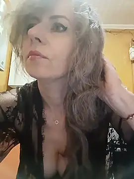 TaynaSecret online show from May 26, 2026, 8:49 pm