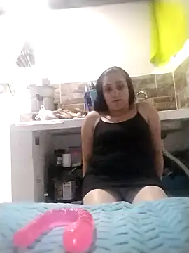 vegonicarouge online show from April 7, 2026, 10:42 pm