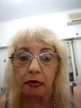 Snapshot of MatureElegantWidow chatting on April 7, 2026, 12:44 am MatureElegantWidow online show from April 7, 2026, 12:44 am