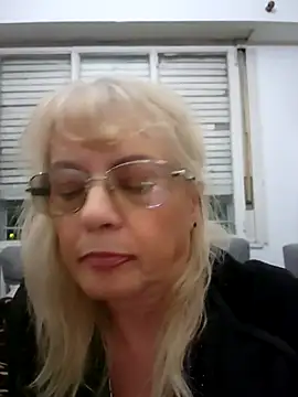 Snapshot of MatureElegantWidow chatting on April 11, 2026, 11:09 pm MatureElegantWidow online show from April 11, 2026, 11:09 pm