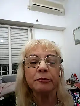 Snapshot of MatureElegantWidow chatting on April 12, 2026, 11:54 pm MatureElegantWidow online show from April 12, 2026, 11:54 pm