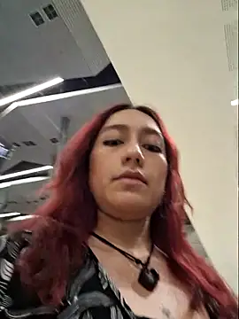 Snapshot of Ayleeen25 chatting on April 3, 2026, 11:36 pm Ayleeen25 online show from April 3, 2026, 11:36 pm