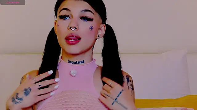YasminnStorm online show from July 6, 2026, 4:31 am