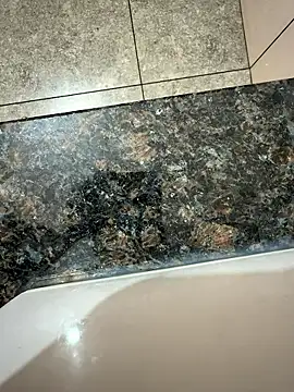 -Yours-Fantasy- online show from April 12, 2026, 5:34 am