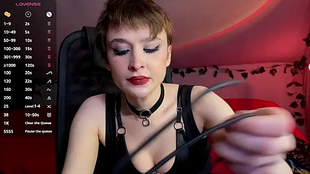 RebeNoir online show from April 28, 2026, 6:07 am