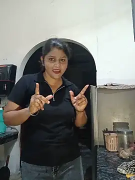 Riyashrma001 online show from May 27, 2026, 3:09 pm