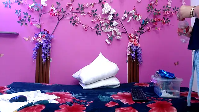 starfishanal21 online show from May 29, 2026, 7:23 pm