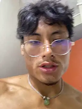 cachero0224 online show from April 11, 2026, 1:21 am