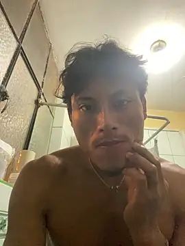 cachero0224 online show from April 13, 2026, 5:24 am