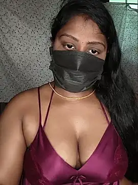 Romantic Woman online show from May 16, 2026, 6:54 am