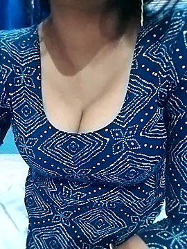 Alisha-sexy online show from April 8, 2026, 3:12 pm