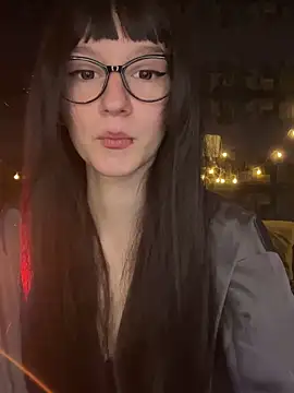 Snapshot of nicenessy chatting on May 3, 2026, 1:28 pm nicenessy online show from May 3, 2026, 1:28 pm