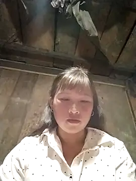 Snapshot of Yo-must chatting on April 4, 2026, 10:46 am Yo-must online show from April 4, 2026, 10:46 am